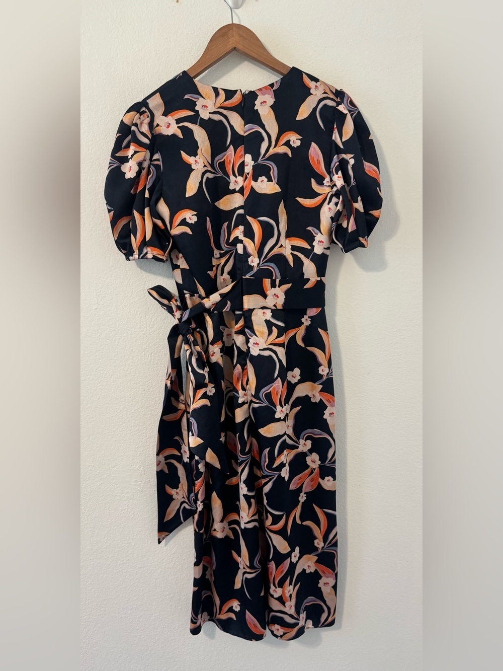 SACHIN & BABI Casey Navy Floral-Print Flared Dress Midi Puff Sleeves ASO Sz 4 - Picture 2 of 11
